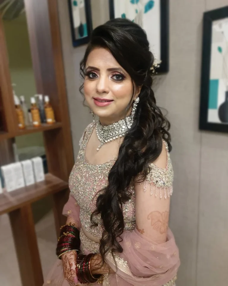 Admire Beauty Wellness salon Academy Amritsar make up 768x960