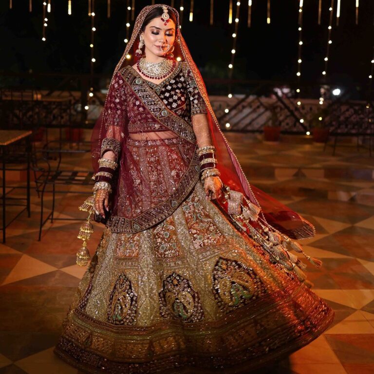 Eshas Unisex Salon Jhansi makeupp 768x768