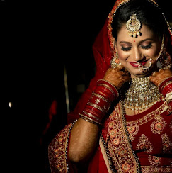 Garima mohnani studio and unisex salon Lucknow logo