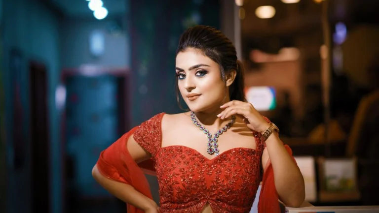 Kerstin Professional Hair Beauty Makeup Studio Karnal makeup 768x433