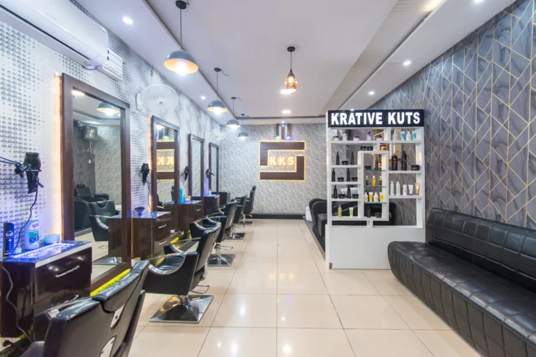 Kreative Kuts Unisex Salon Moga profile image 2 768x512