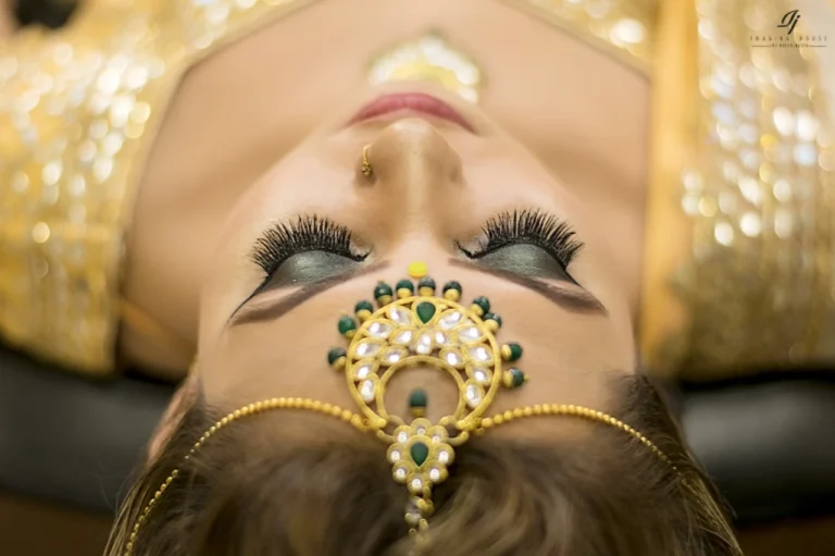 Lady Lounge Salon Academy Ludhiana eye makeup 768x511