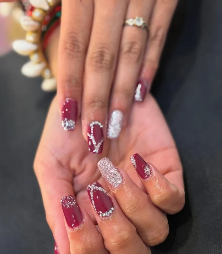 Lakme Salon Gurdaspur nails 768x878