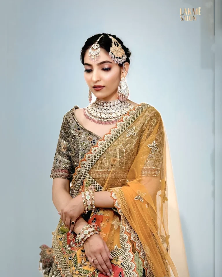 Lakme Salon Hoshiarpur party makeup 768x960