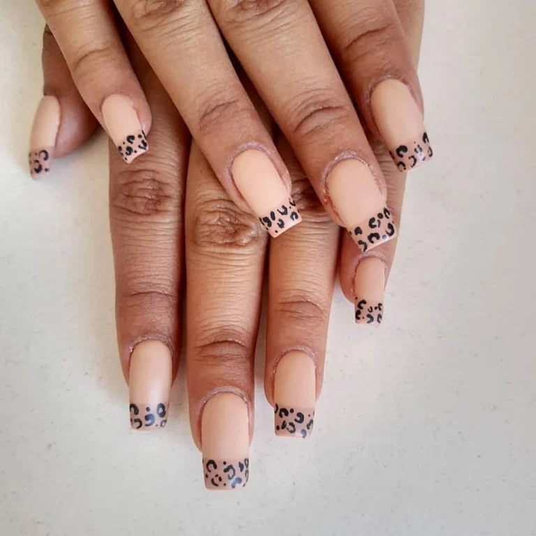 Make me Up Salon Amritsar Cantt. nails 768x768