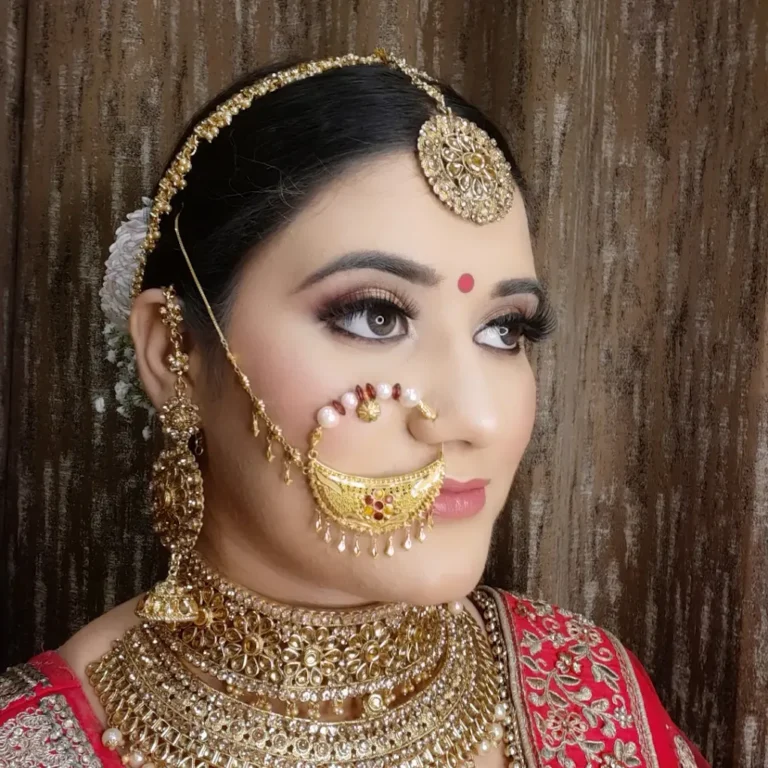 Manelane Stoola Salon Amritsar bride 768x768