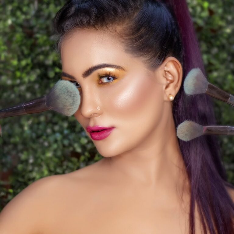 Manjus the world of glamour Rohini Sector 3 New Delhilogo 2 768x768