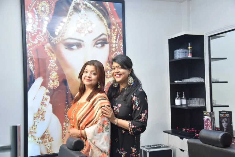 Mirror Unisex Family Salon Ambala makeup 768x513