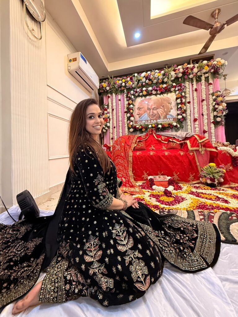 Neethi Makeup Artist 2 768x1022