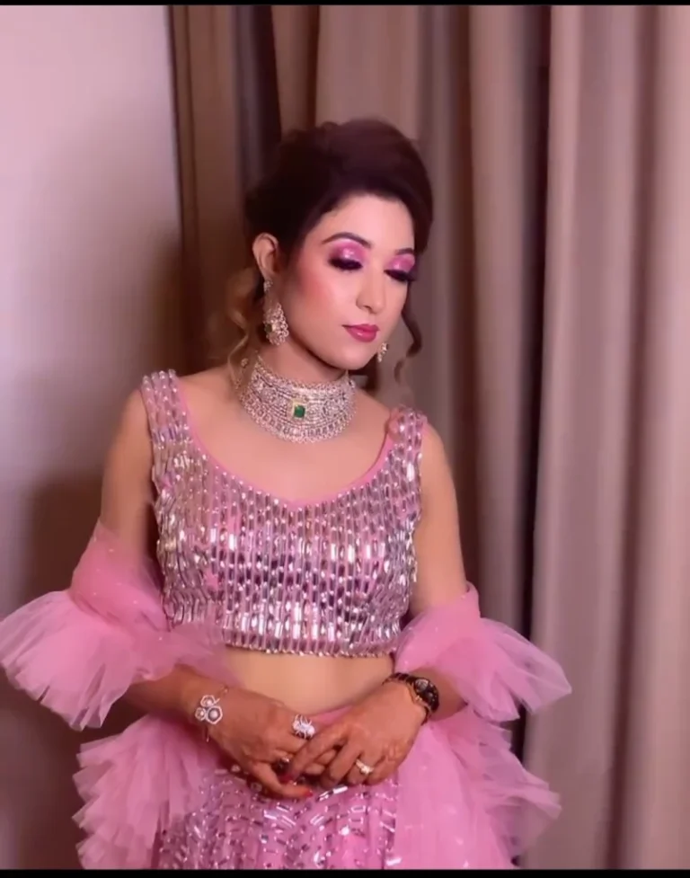 Sartaj Husain Unisex Salon Academy Jalandhar party makeup 768x977