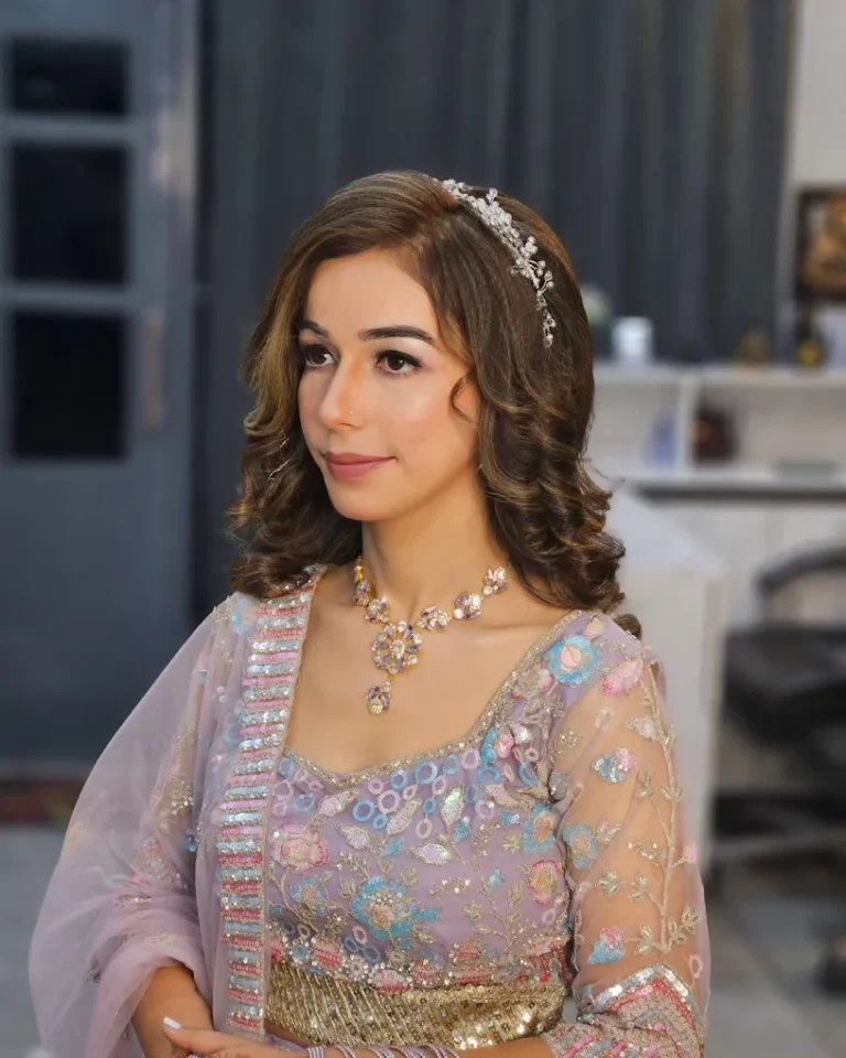 Sunny Salon n Spa Hoshiarpur engagement 768x960