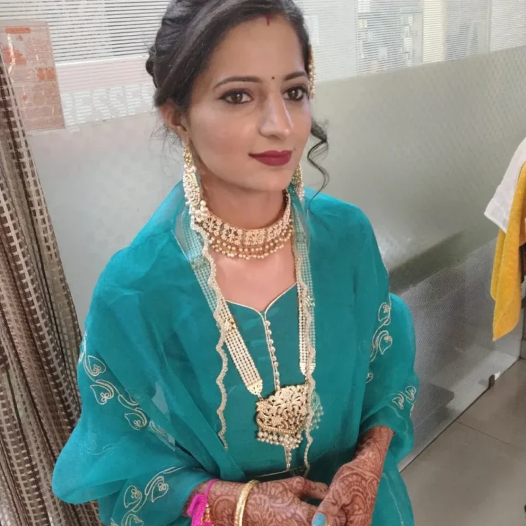 Tresses Hair and Beauty Salon Faridkot makeupp 768x768