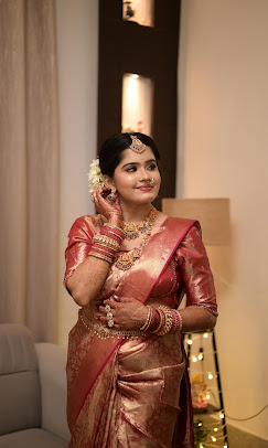 makeupp bSneha Singh Makeup Studio Varanasi