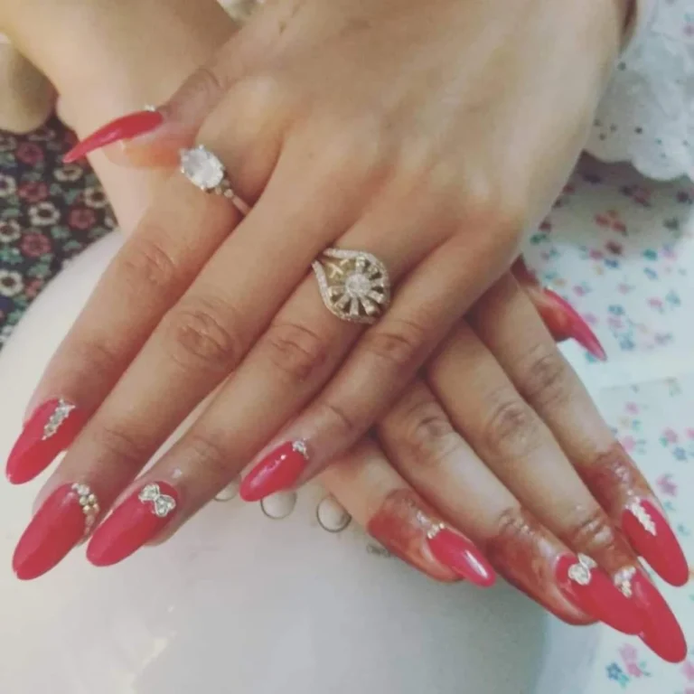 Kaya Glow Unisex Makeover Studio Panchkula nails 768x768