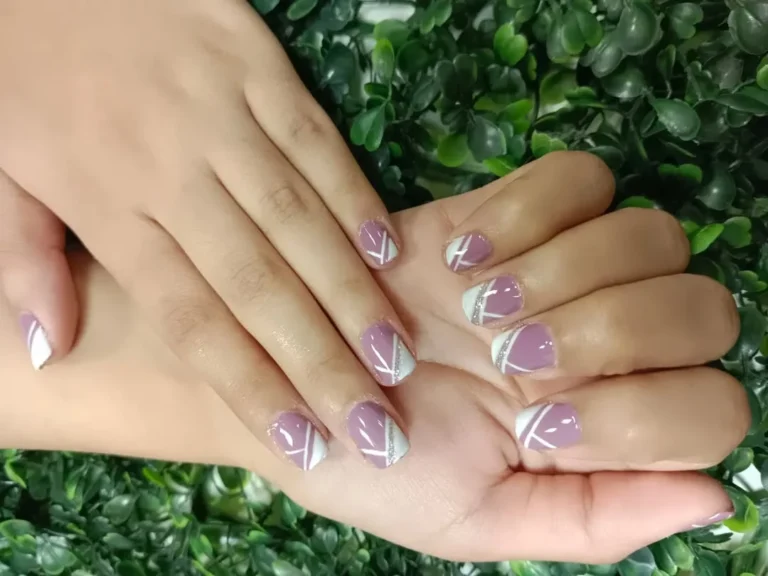 Meenakshi Makeup Studio Academy Kurukshetra nail art 768x576